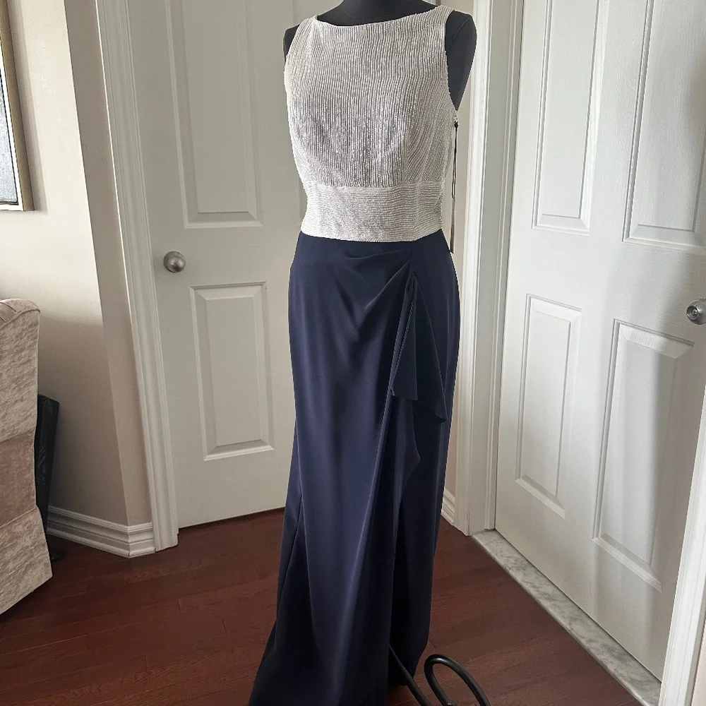 Frascara New gown - Picture 1 of 7